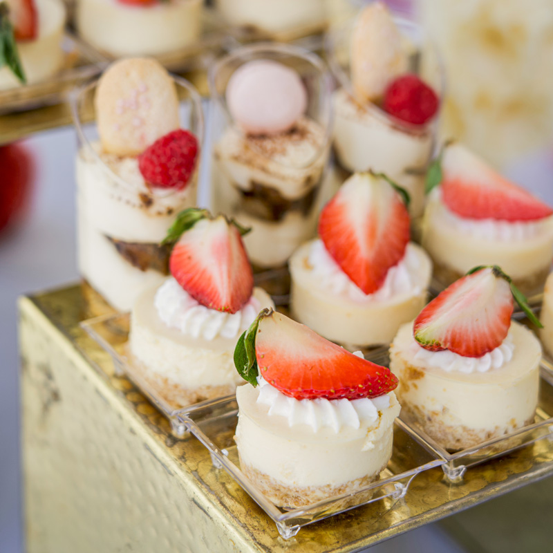 strawberry cheesecake bite desserts